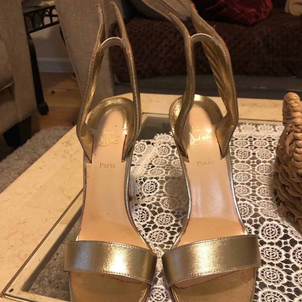 Louboutins Samotresse Sandals